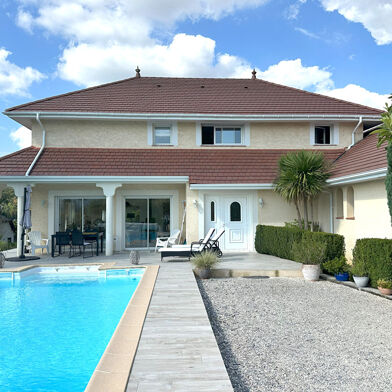 Maison 6 pièces 525000 €