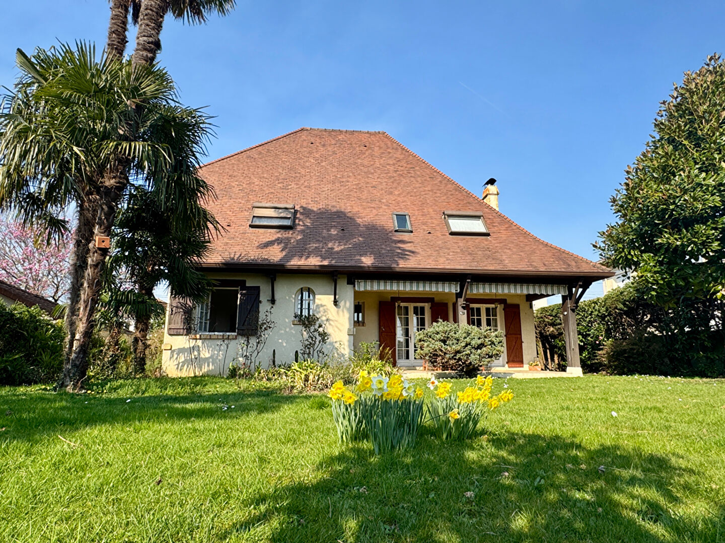 Villa / Maison  T8 à vendre Pau 64000