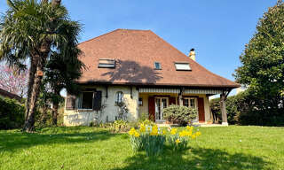 Maison 8 Pièces 142 m² à vendre à Pau (64000)