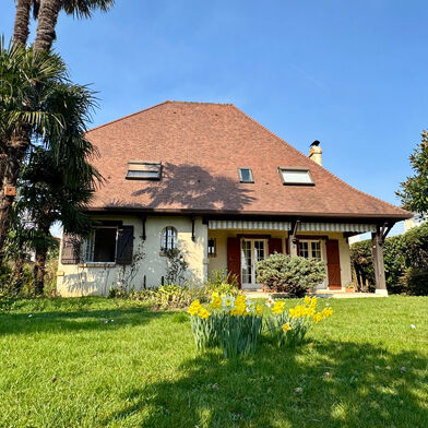 Maison 8 pièces 366000 €