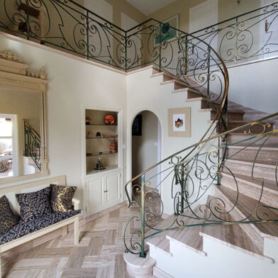 Maison 7 pièces 360720 €