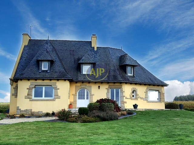Maison NOYAL PONTIVY — photo du bien