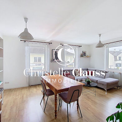 Appartement 4 pièces 240000 €