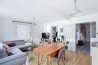 Appartement 4 pièces 240000 €