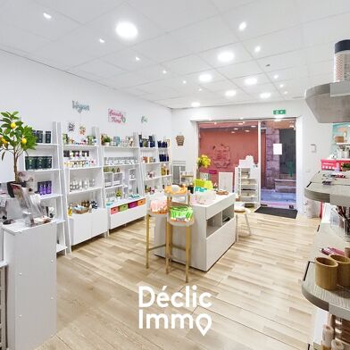 Commerce 4 pièces 32500 €