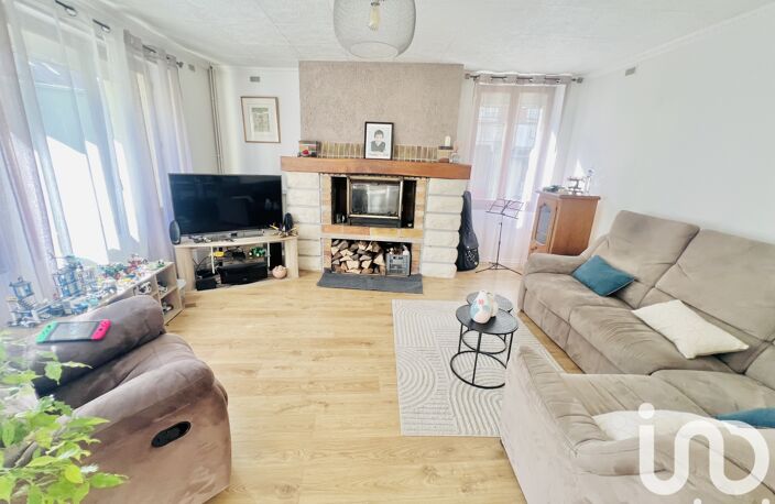 Vente Maison/villa 5 pièces — photo 2