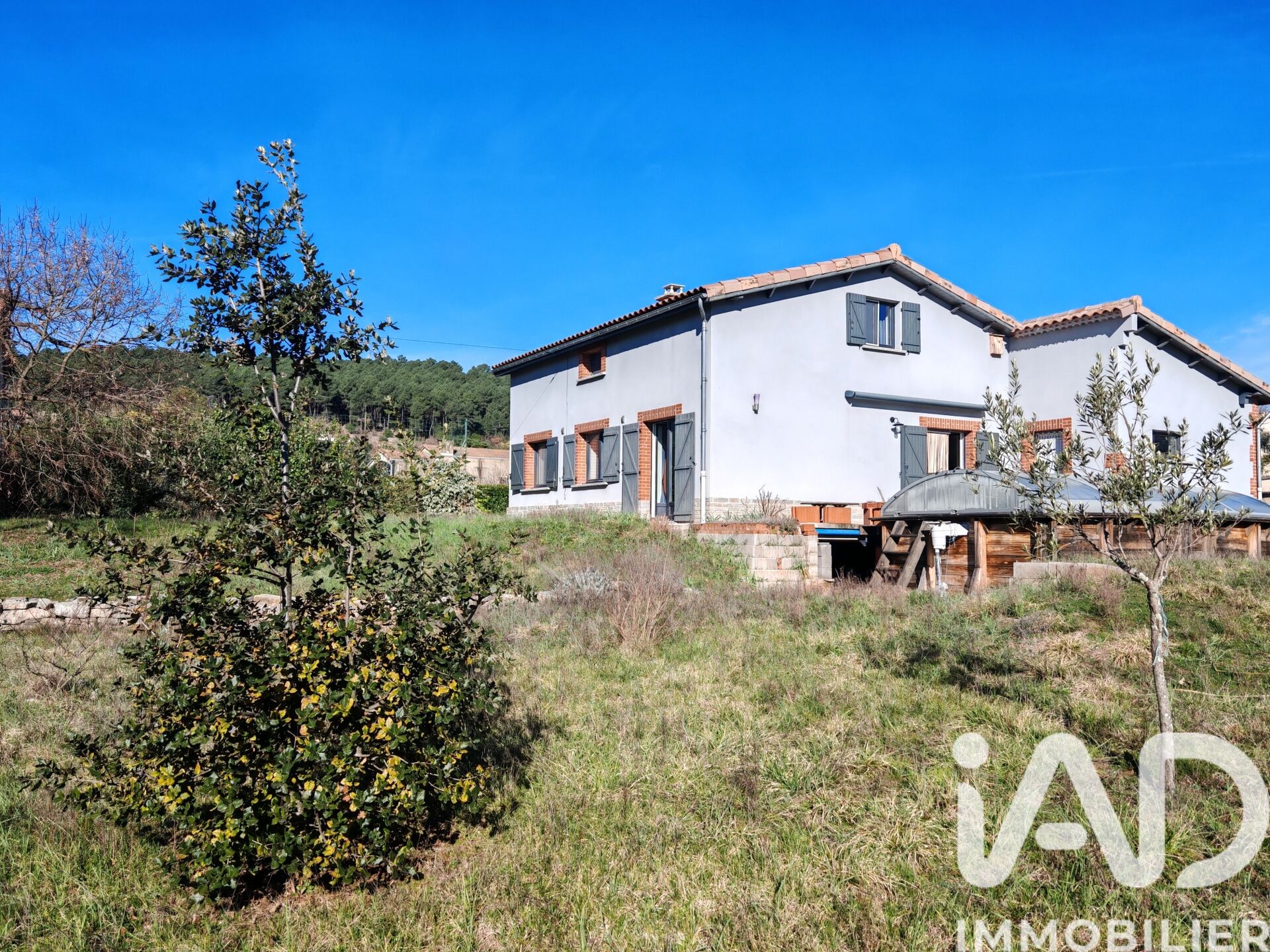 St-Paul-Le-Jeune - 107m² - 5p. - 3ch.