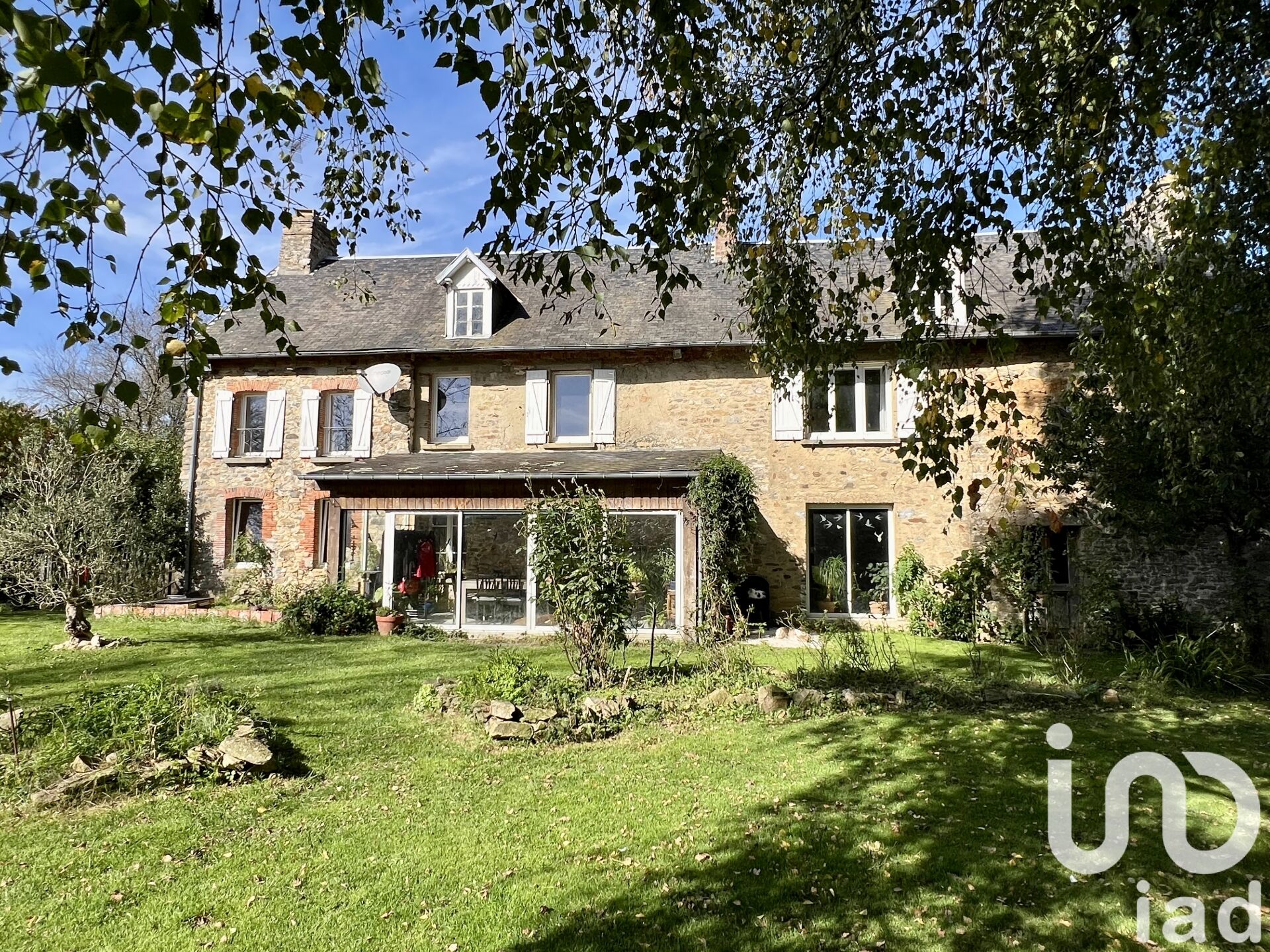 Marigny-Le-Lozon - 208m² - 10p. - 5ch.