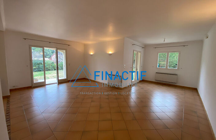 EGUILLES - Villa de 155 m² quartier résidentiel et calme — photo 4