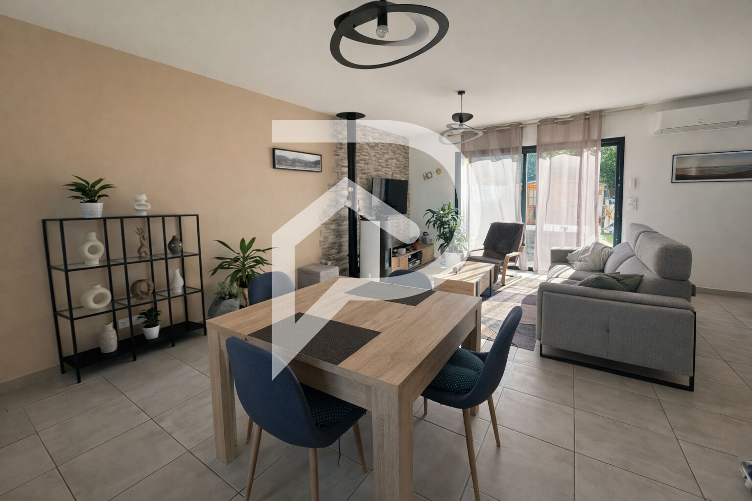 Villa / Maison 4 pièces  à vendre Beauvoisin 30640