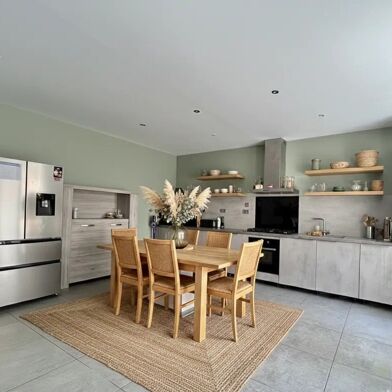 Appartement 5 pièces 259000 €