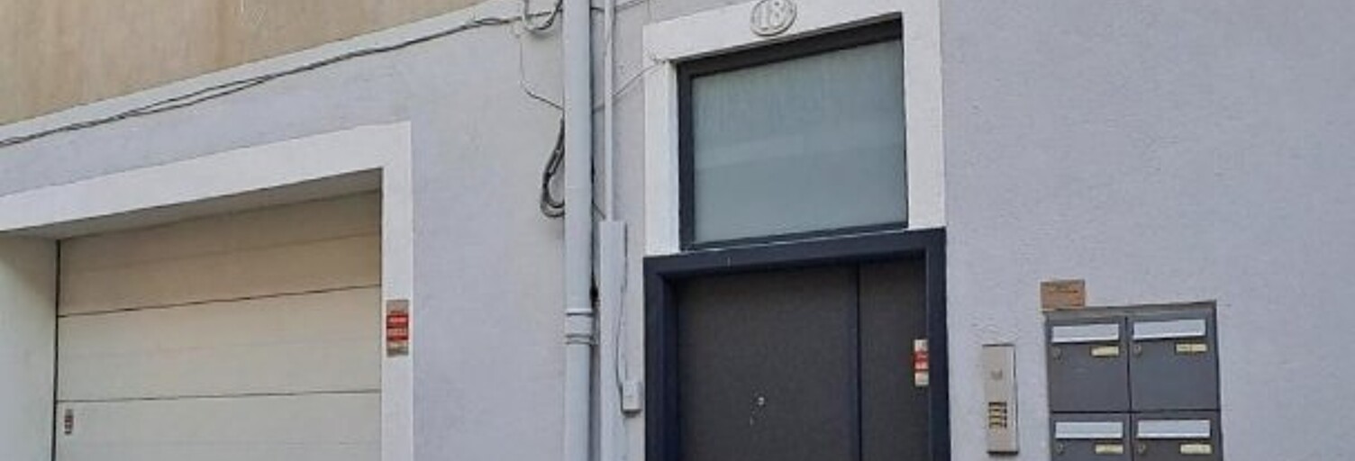 Immeuble  225 m² à vendre à Nîmes (30000)