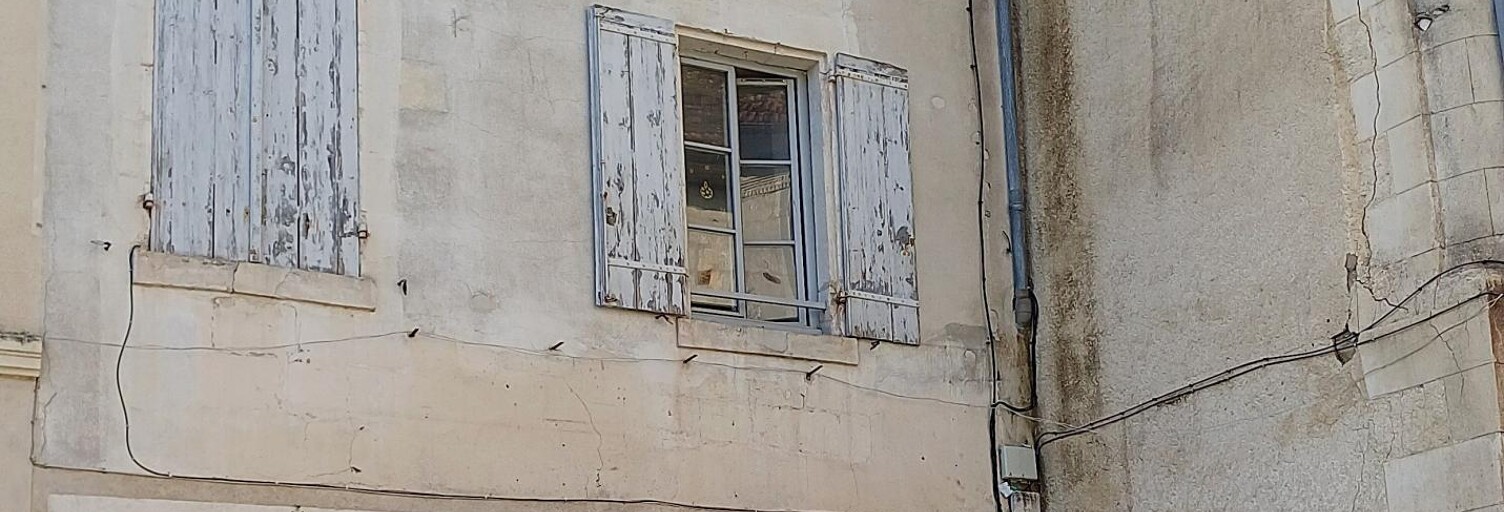 Immeuble  207 m² à vendre à Chalais (16210)