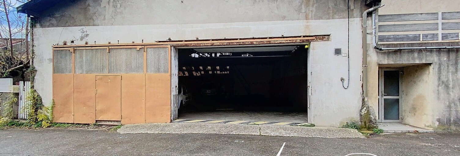 Garage  300 m² à vendre à Saint-Vallier (26240)