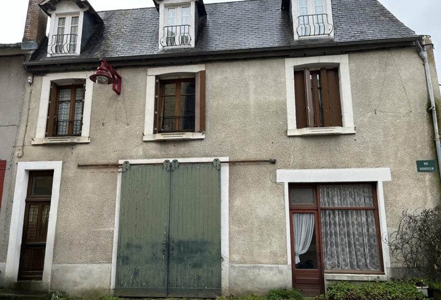 Maison de bourg de 5 pièces principales — photo 1