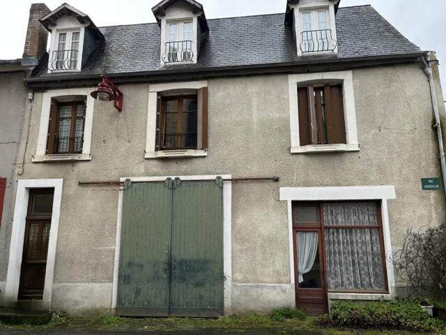 Maison de bourg de 5 pièces principales — photo du bien