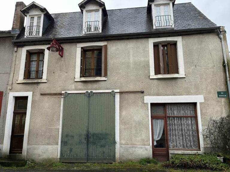 Maison de bourg de 5 pièces principales — photo 1