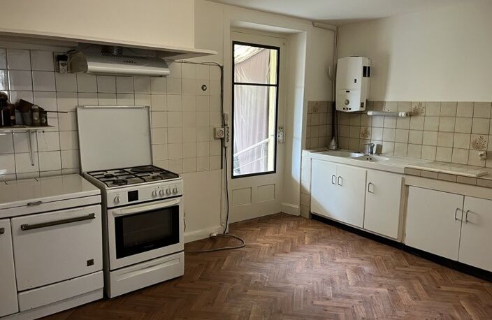 Maison de bourg de 5 pièces principales — photo 2