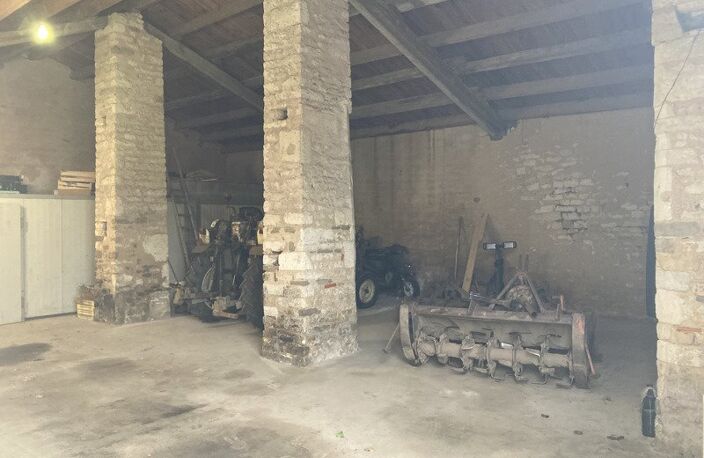 Grange de 1 pièces principales — photo 3