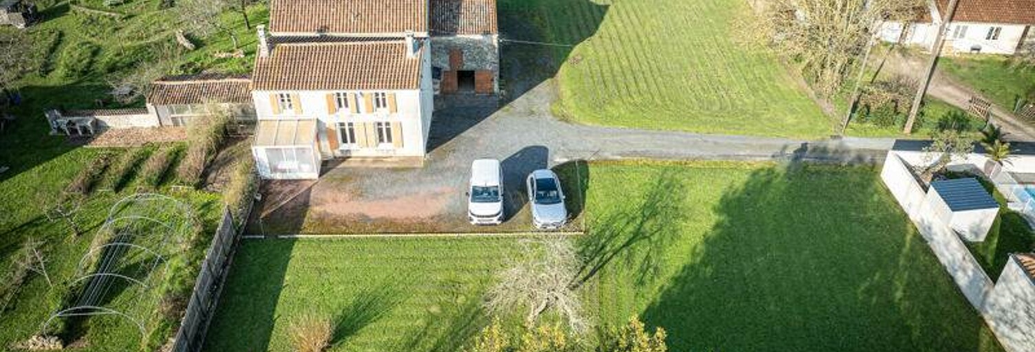 Maison 5 Pièces 83 m² à vendre à Saint-Félix (17330)