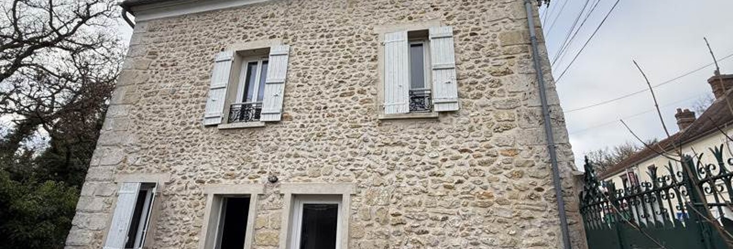 Immeuble   m² à vendre à Septeuil (78790)