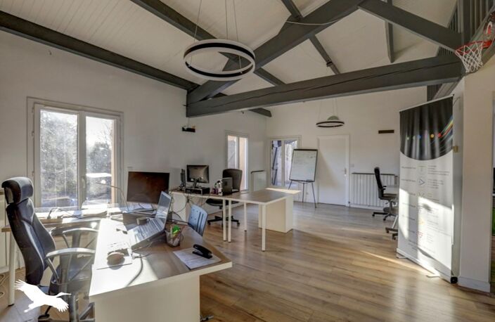 Villa de 6 pièces principales — photo 2