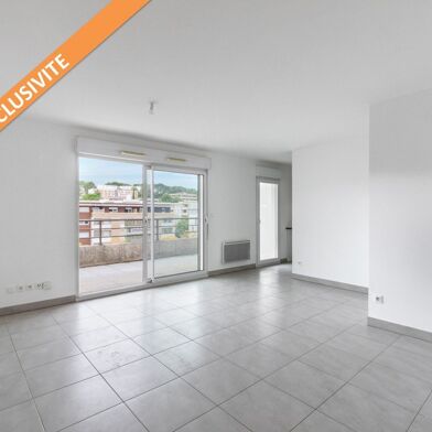 Appartement 3 pièces 210000 €