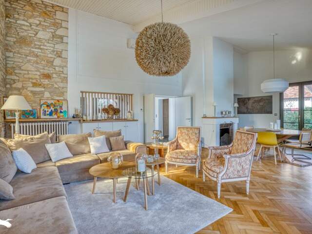 Villa de 6 pièces principales — photo du bien