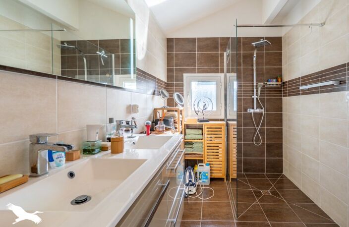 Contemporaine de 4 pièces principales — photo 5