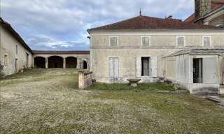 Maison 8 Pièces 170 m² à vendre à Matha (17160)