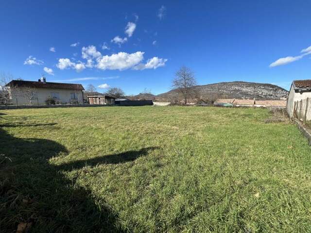 Terrain à bâtir de 0 pièces principales — photo du bien