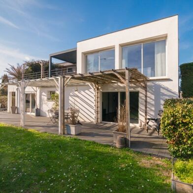 Maison 7 pièces 649000 €