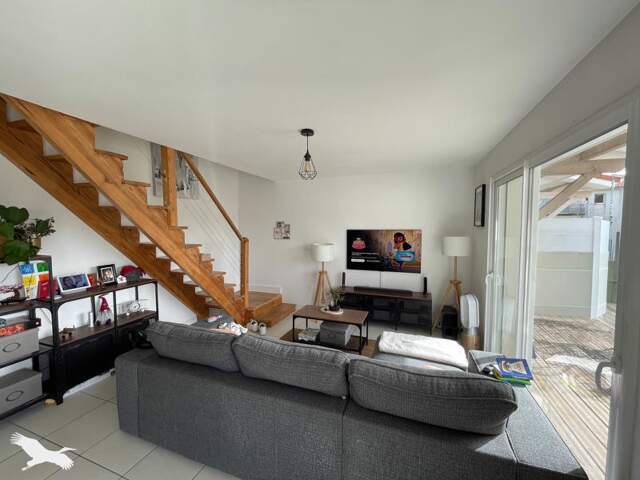 Contemporaine de 5 pièces principales — photo du bien