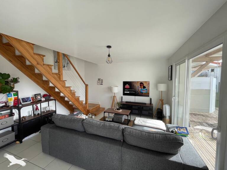 Contemporaine de 5 pièces principales — photo 1