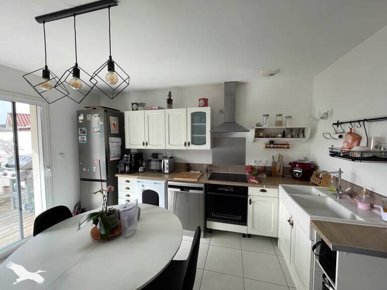 Contemporaine de 5 pièces principales — photo 1