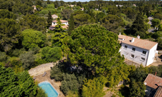 Maison 7 Pièces 221 m² à vendre à Nîmes (30000)