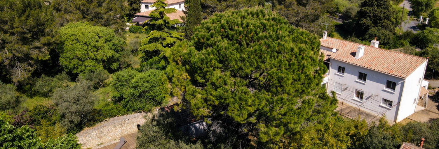Maison 7 Pièces 221 m² à vendre à Nîmes (30000)