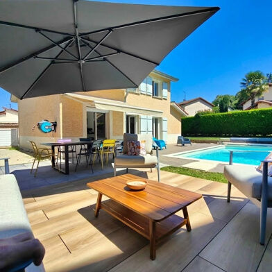 Maison 5 pièces 549000 €