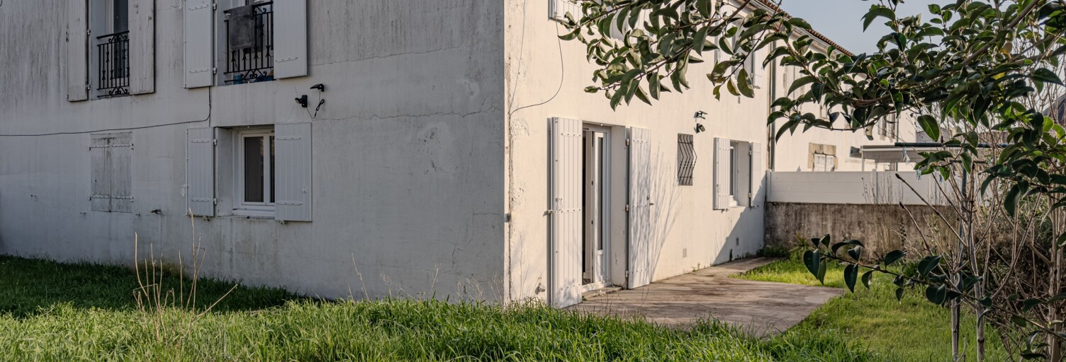 Immeuble  122 m² à vendre à Surgères (17700)