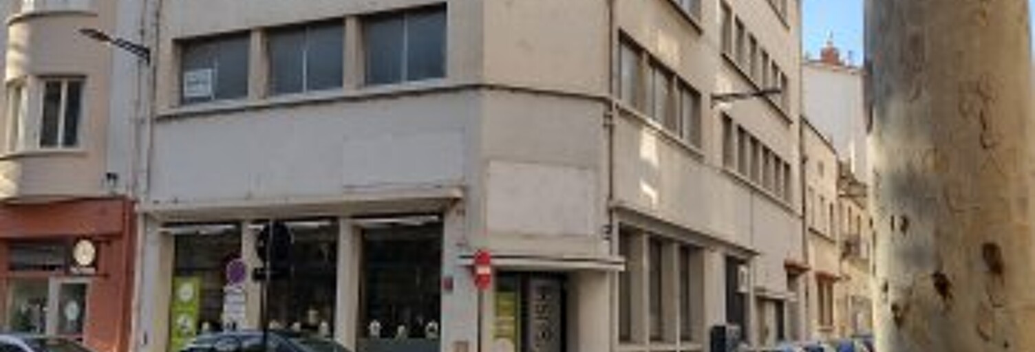 Commerce  1000 m² à vendre à Perpignan (66000)