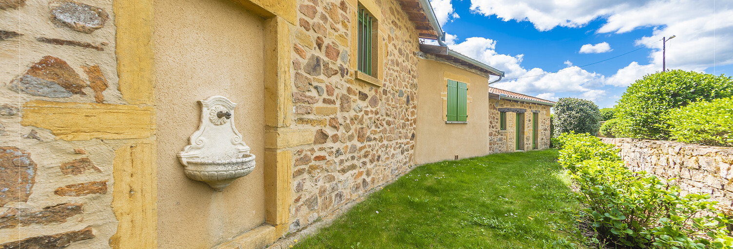 Maison 7 Pièces 190 m² à vendre à Sainte-Paule (69620)