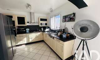 Maison 8 Pièces 153 m² à vendre à Le Champ-Saint-Père (85540)