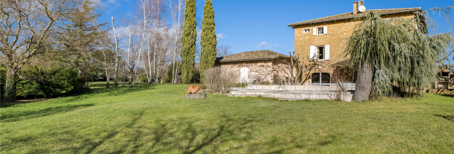 Maison 9 Pièces 340 m² à vendre à Cogny (69640)