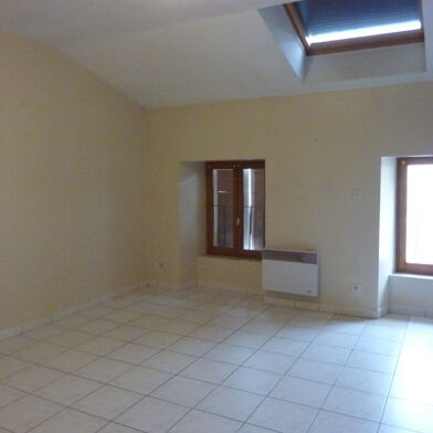Appartement 3 pièces 437 €