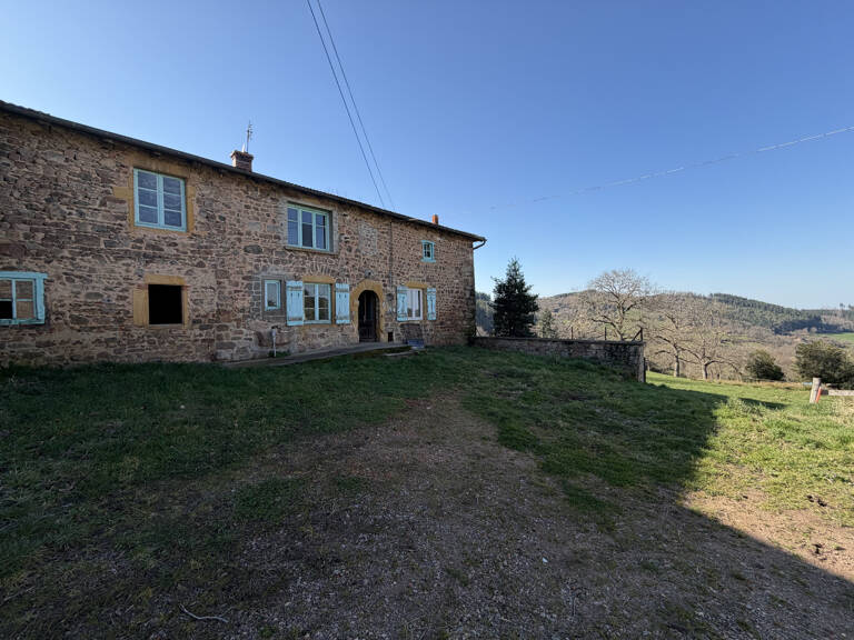 Corps de ferme à rénover avec nombreuses dépendances ! — photo 1