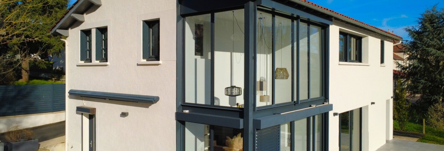 Maison 8 Pièces 220 m² à vendre à Figeac (46100)