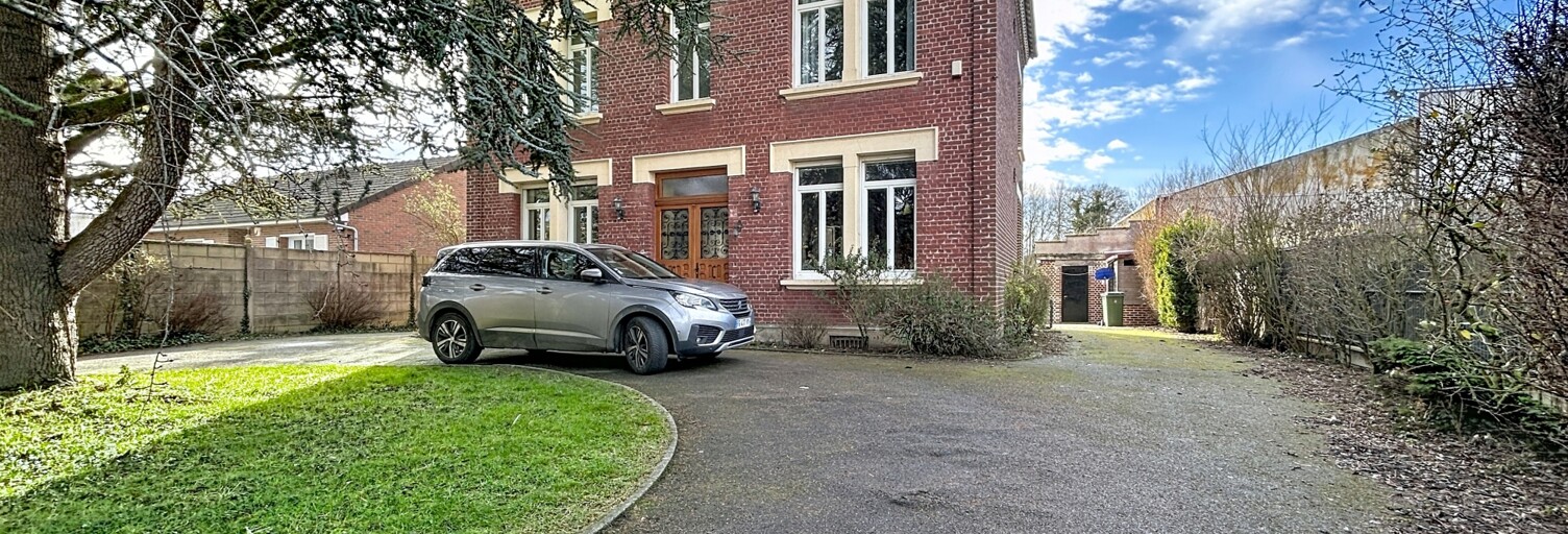 Maison 10 Pièces 260 m² à vendre à Boves (80440)