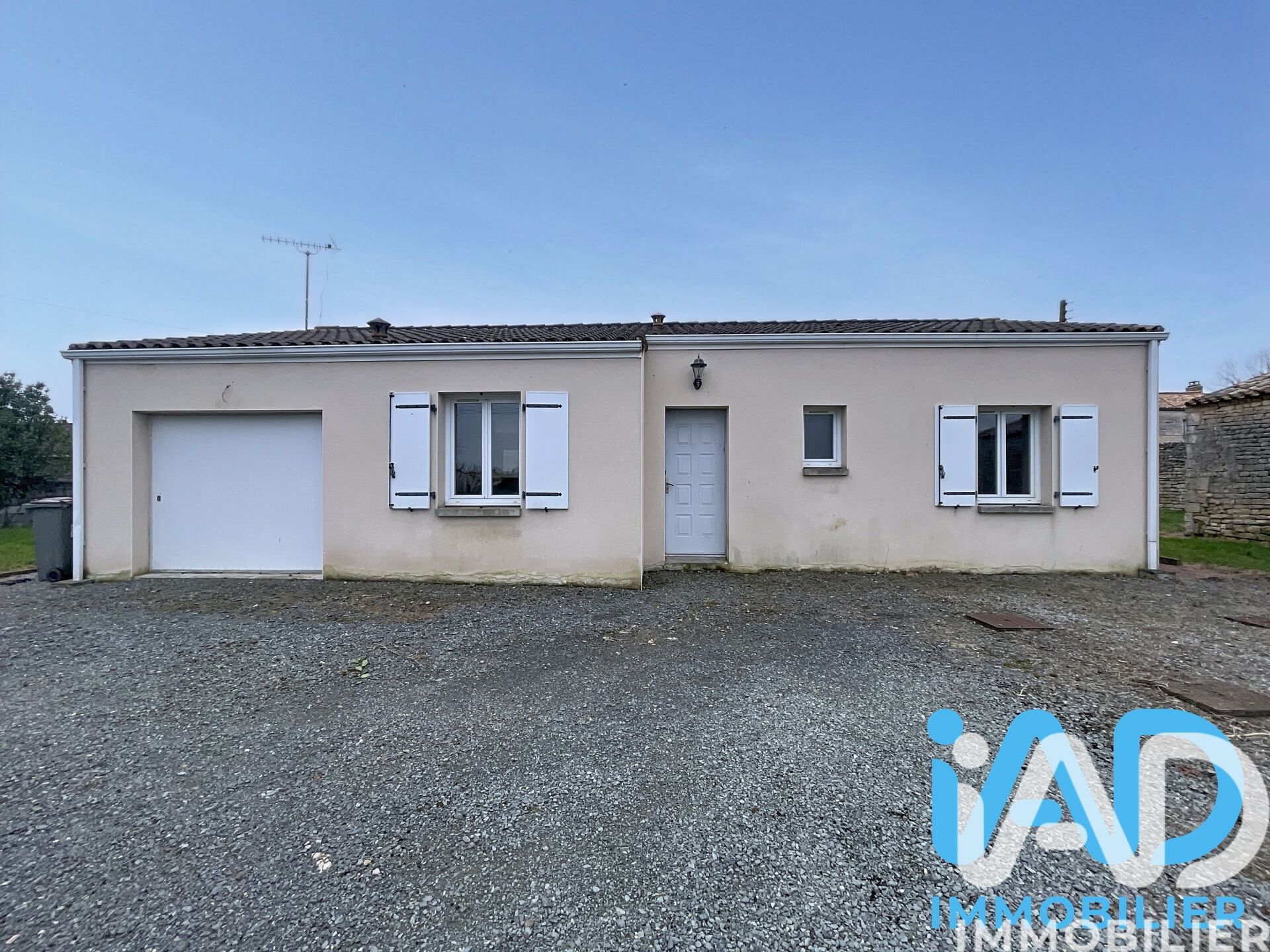 Villiers-En-Plaine - 87m² - 4p. - 3ch.