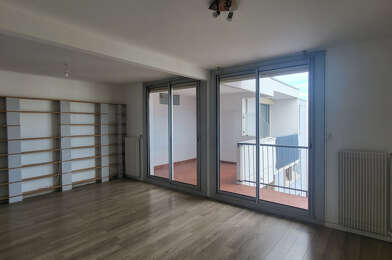 Appartement 4 pièces 1059 €