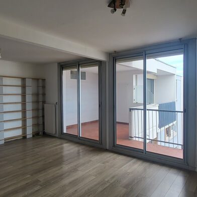 Appartement 4 pièces 1059 €